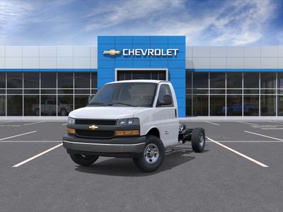 2026 Chevrolet Express Cutaway 3500 Base