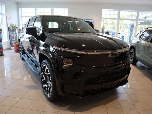 2024 Chevrolet Silverado EV RST
