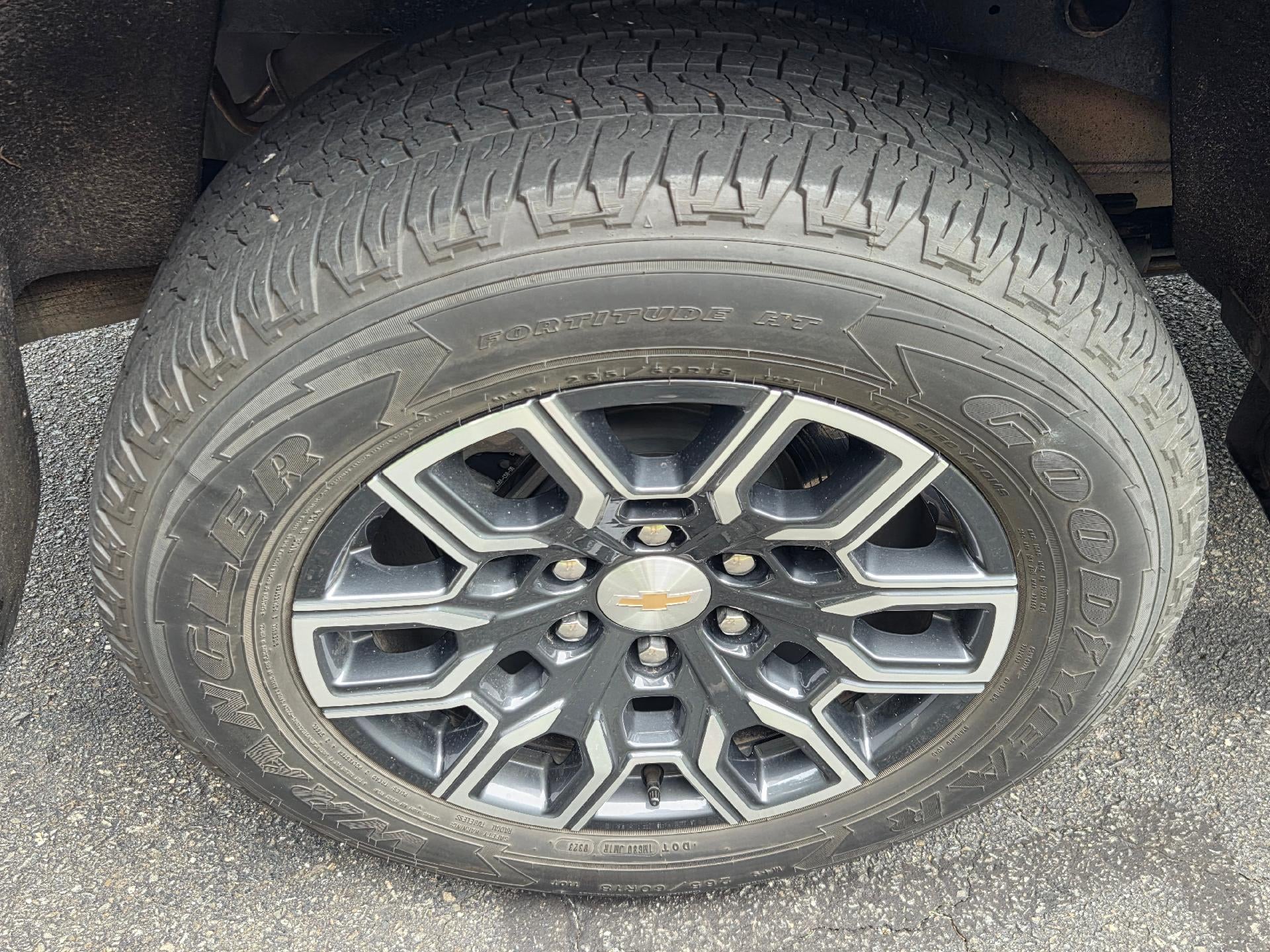 2023 Chevrolet Colorado 4WD LT