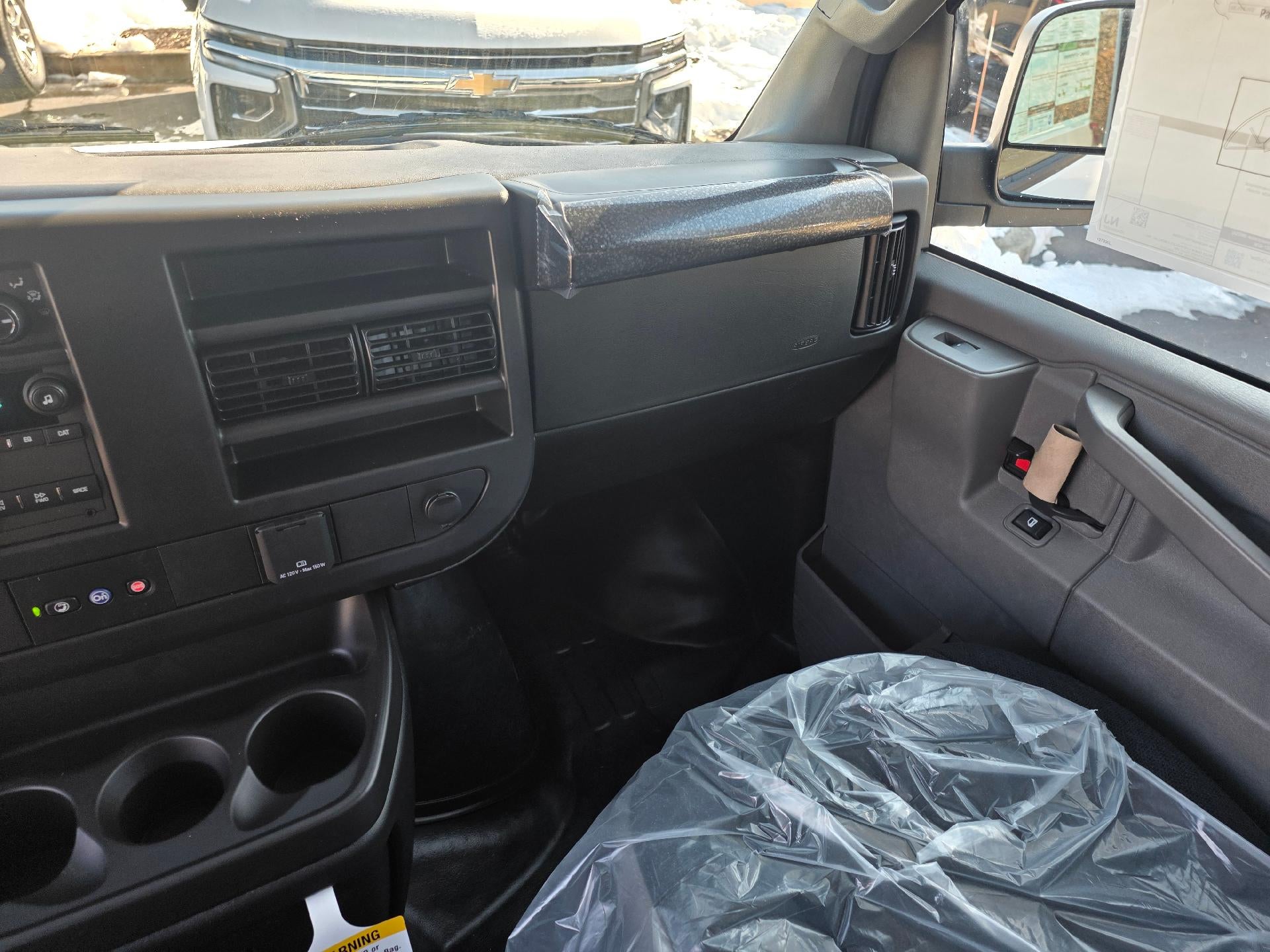 2025 Chevrolet Express Cargo 2500 Base