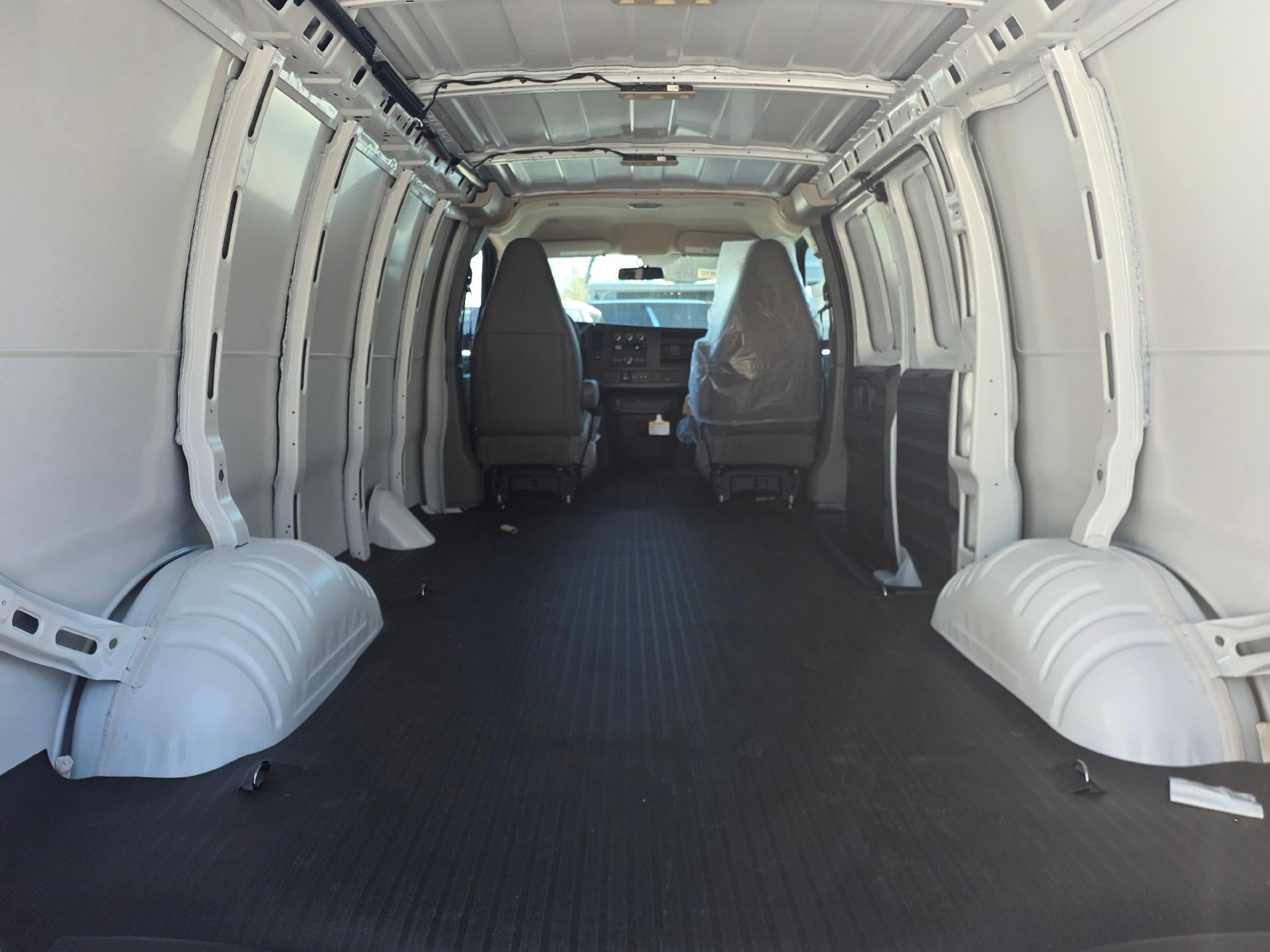 2025 Chevrolet Express Cargo 2500 Base