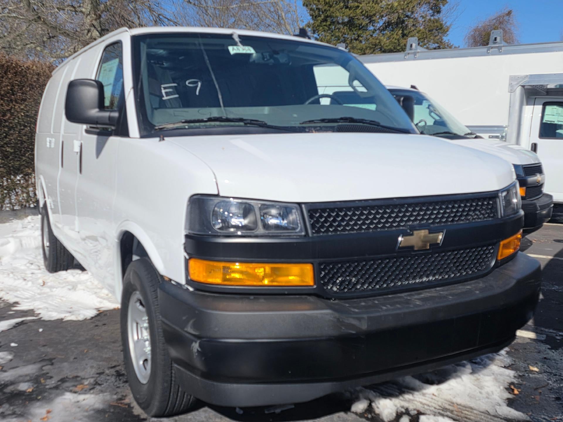 2025 Chevrolet Express Cargo 2500 Base