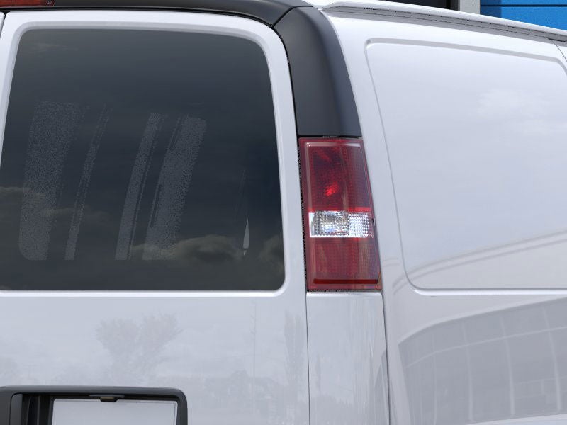 2025 Chevrolet Express Cargo Base
