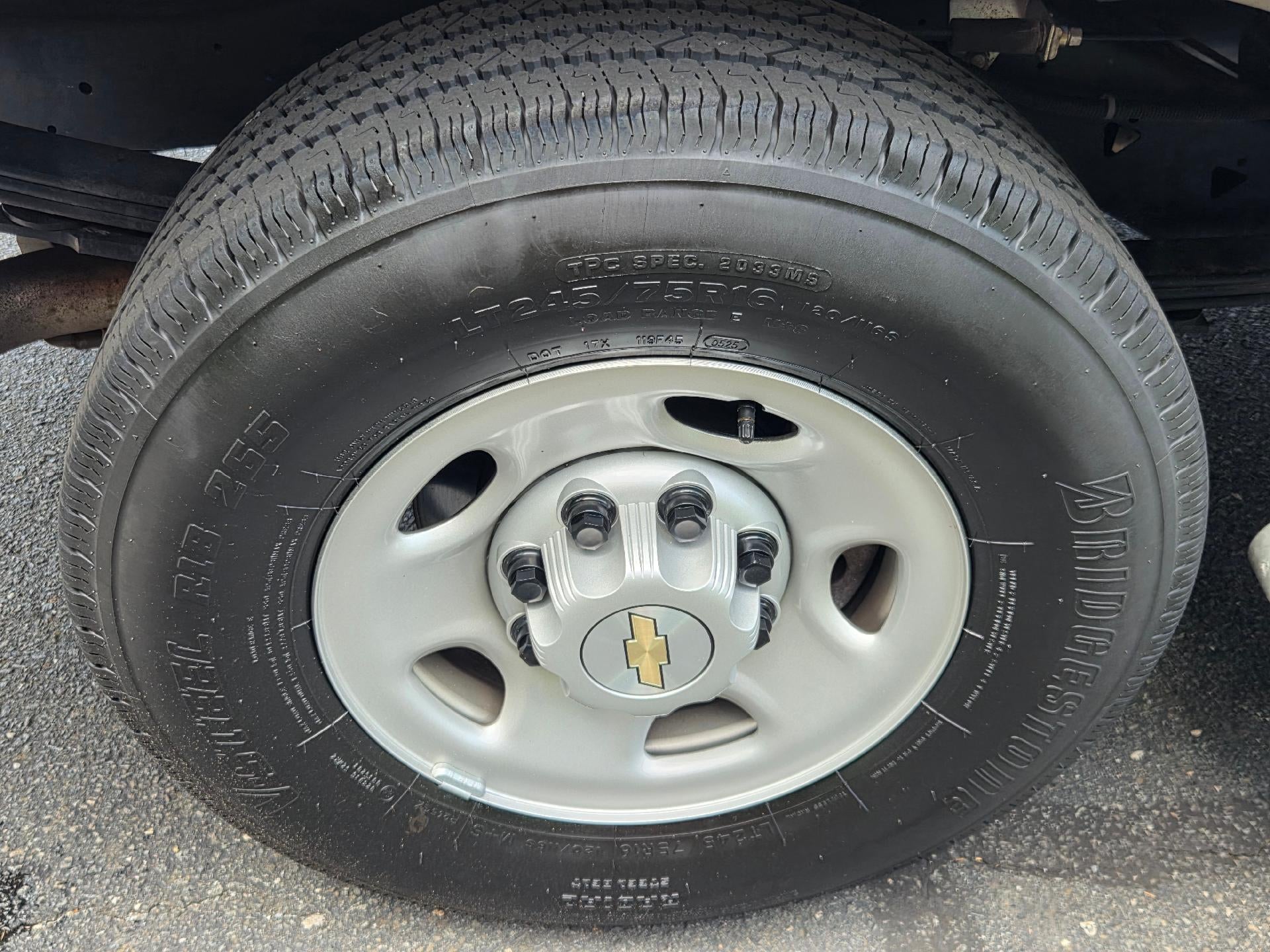 2025 Chevrolet Express Cargo Base