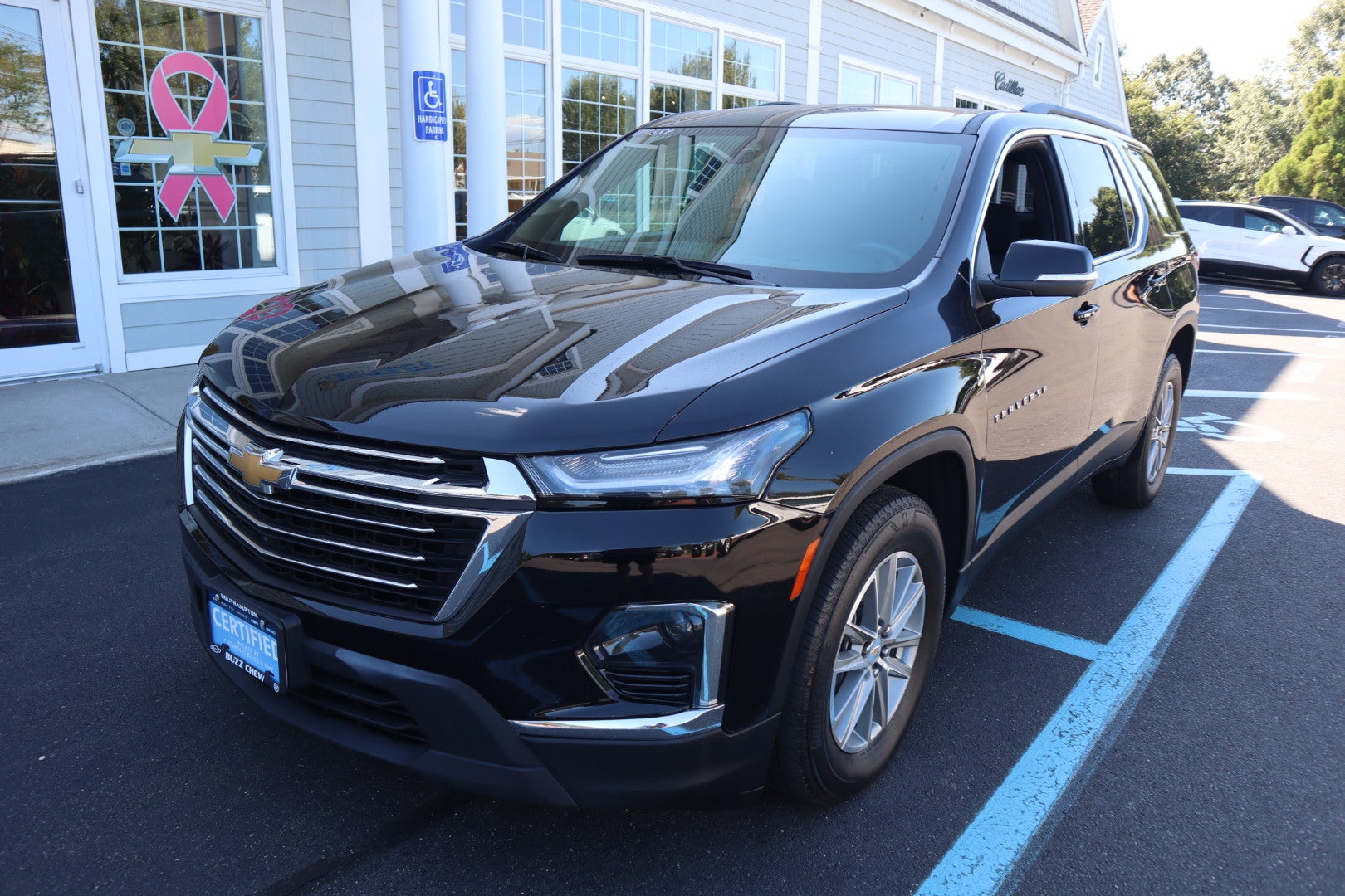 2022 Chevrolet Traverse LT Cloth