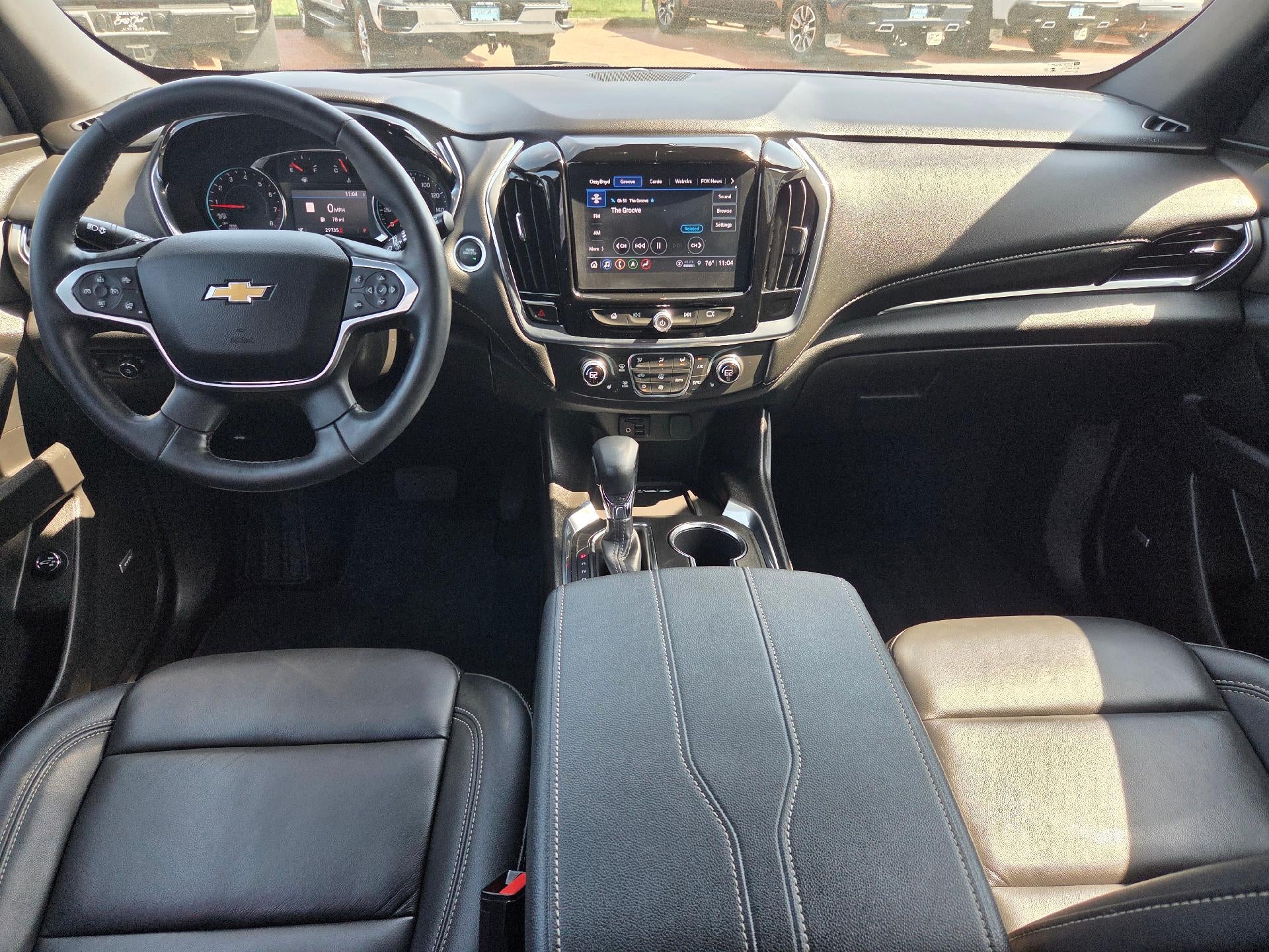 2023 Chevrolet Traverse LT Leather