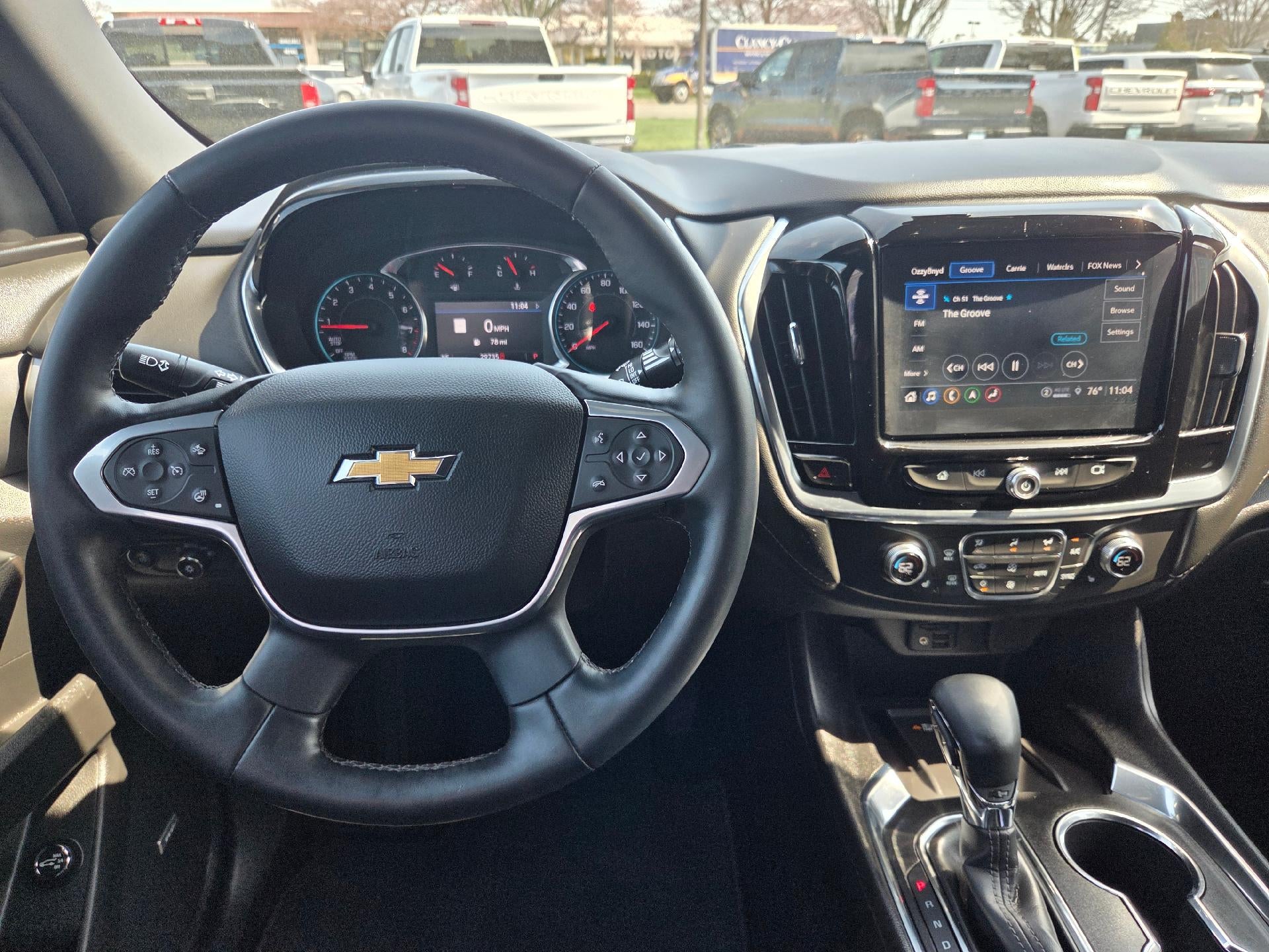 2023 Chevrolet Traverse LT Leather