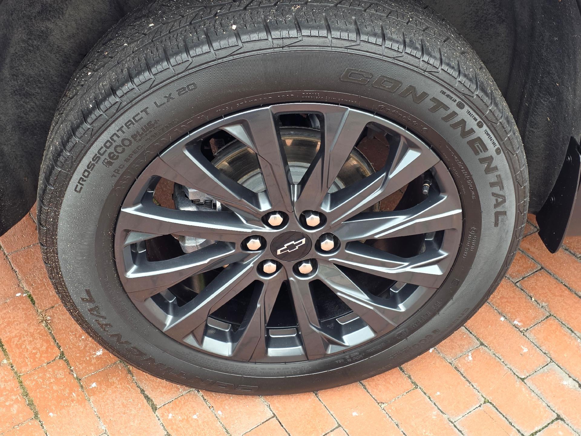 2023 Chevrolet Traverse RS