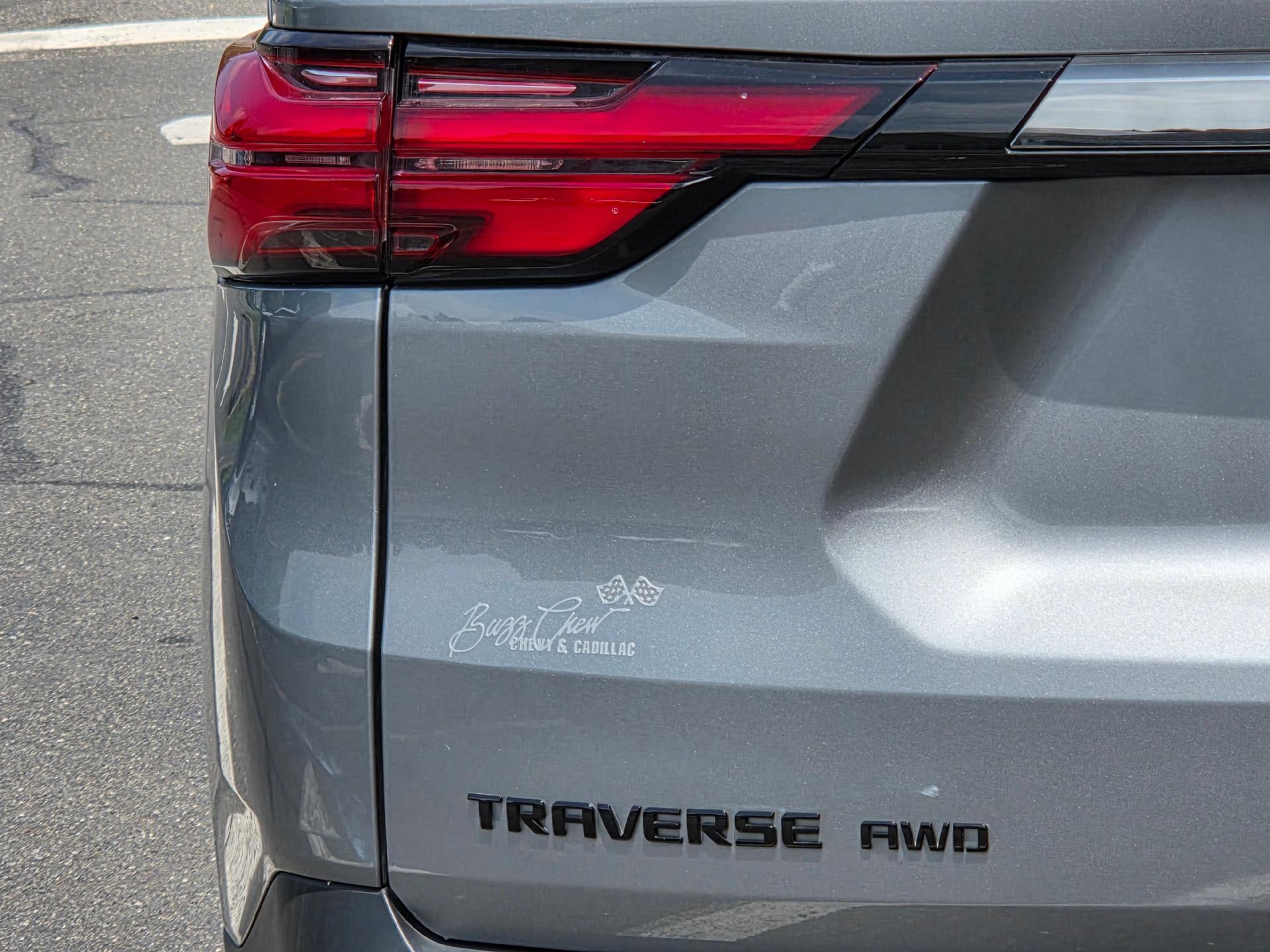2023 Chevrolet Traverse RS