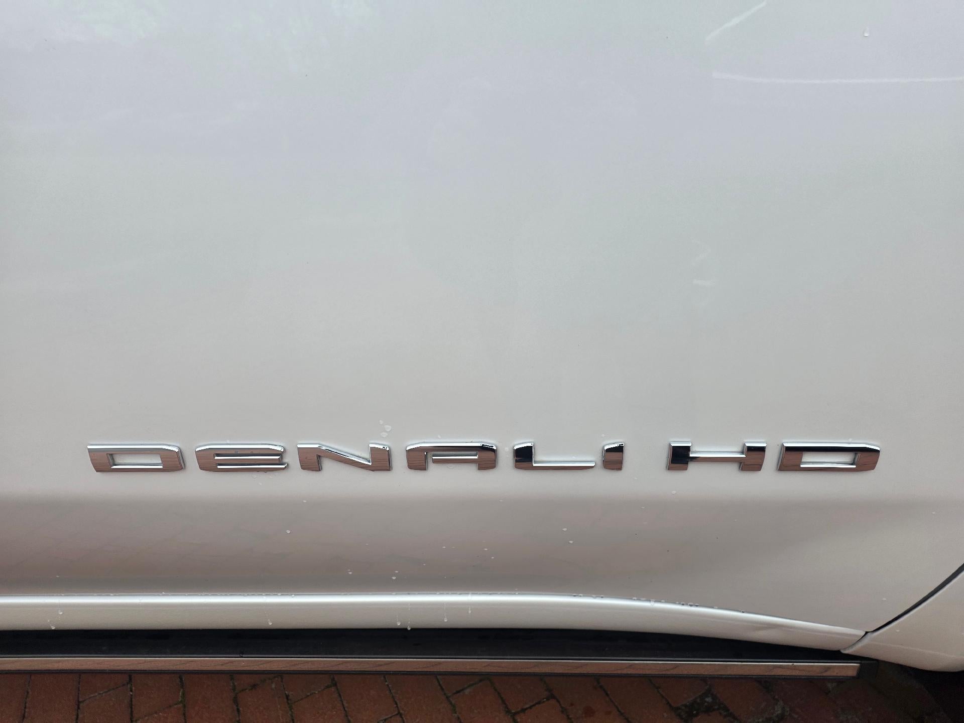 2023 GMC Sierra 2500 HD Denali