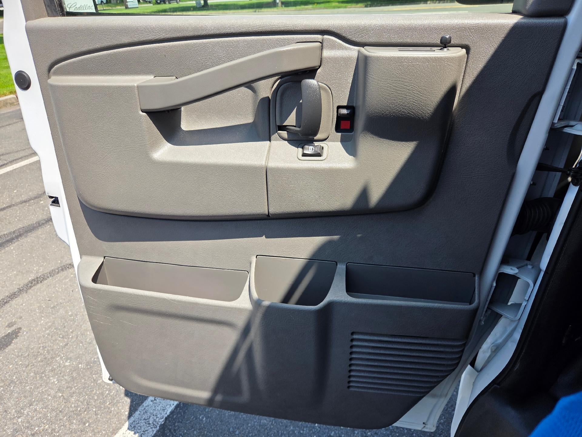 2020 GMC Savana Cargo 2500 Base