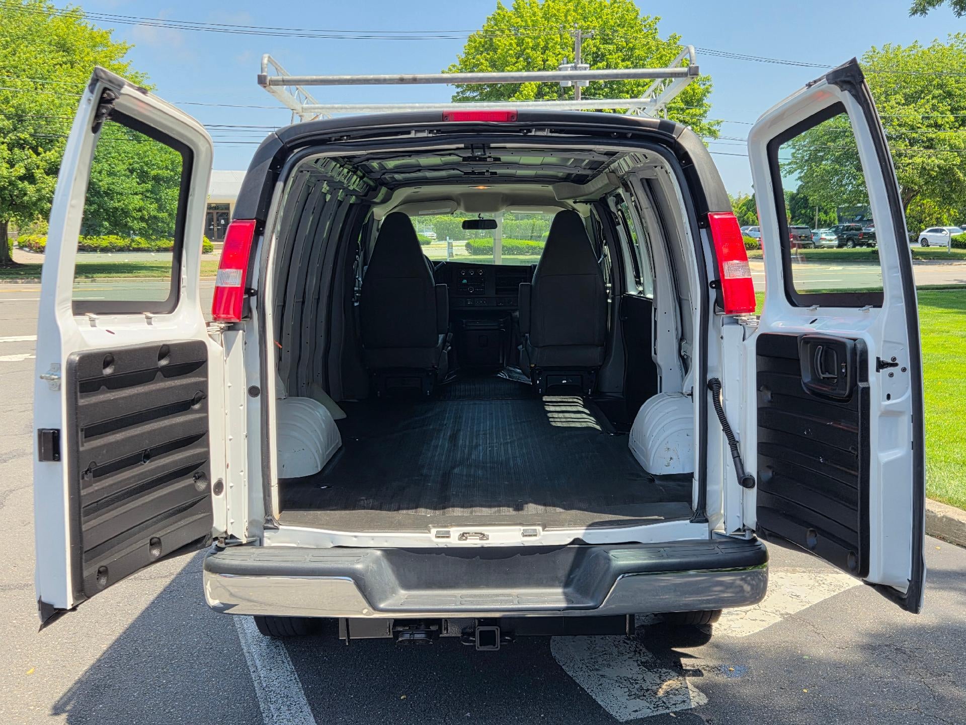 2020 GMC Savana Cargo 2500 Base