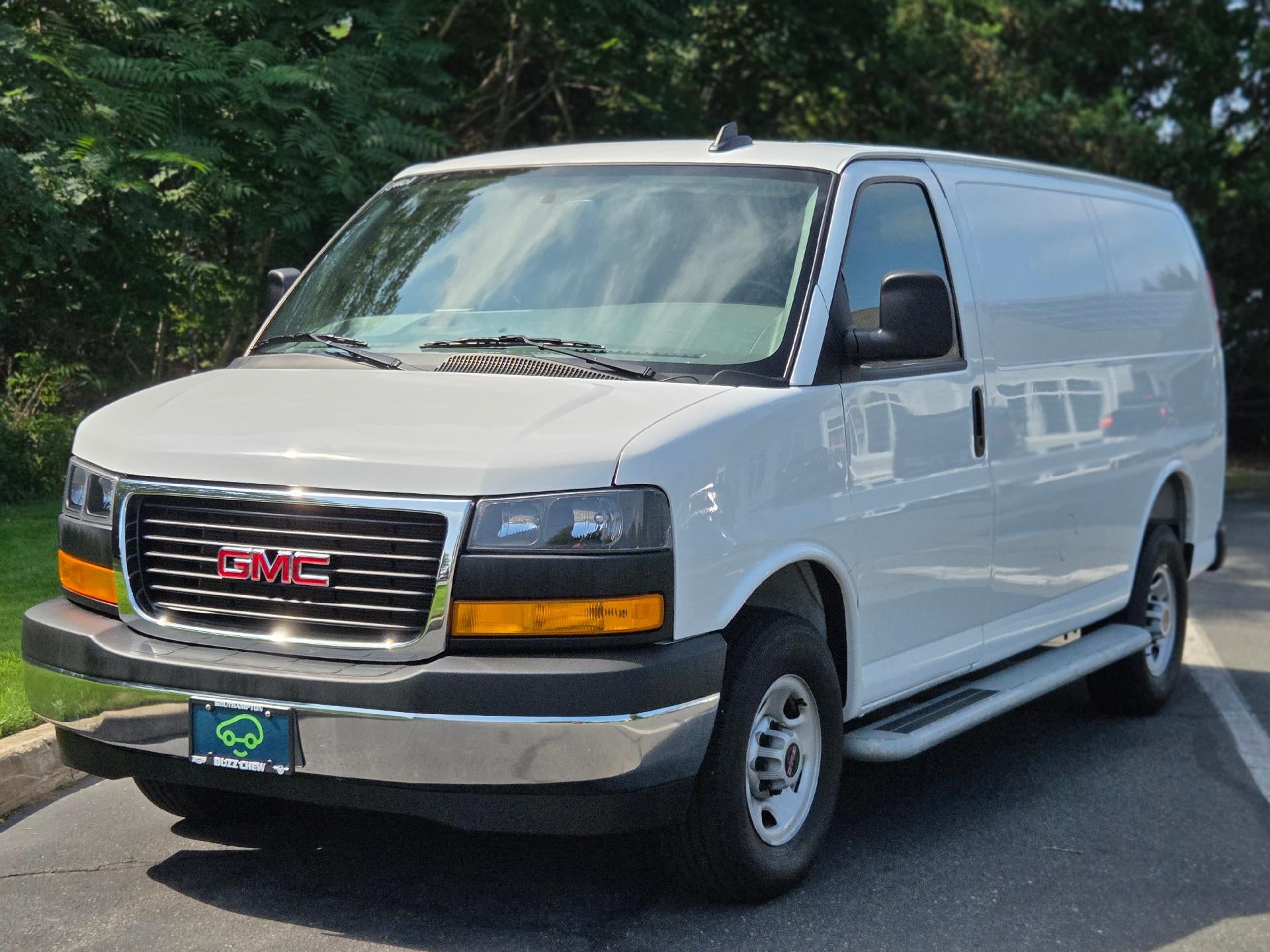 2025 GMC Savana Cargo Base