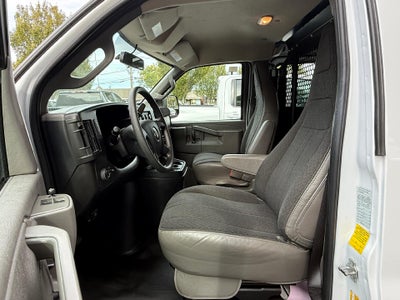 2024 GMC Savana Cargo 2500 Base