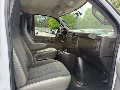 2024 GMC Savana Cargo 2500 Base