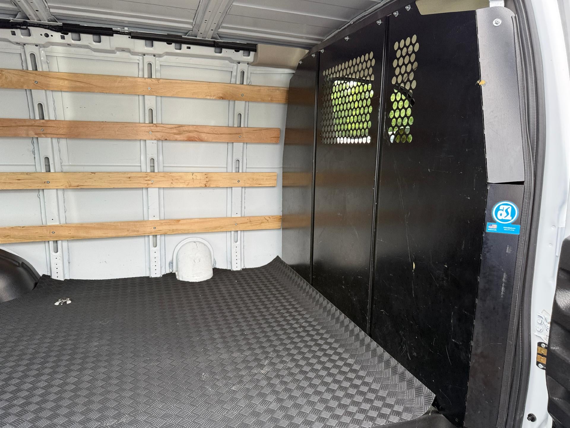 2024 GMC Savana Cargo 2500 Base