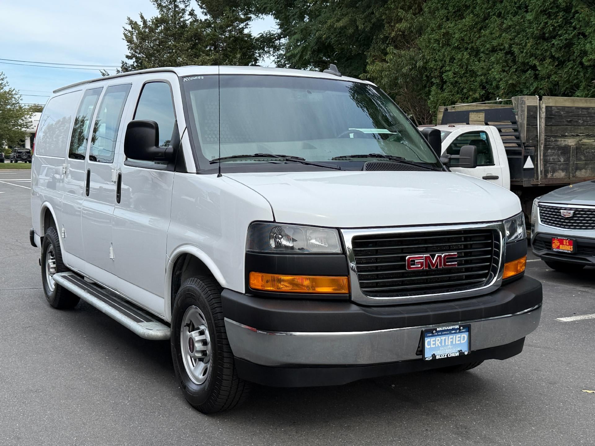 2024 GMC Savana Cargo 2500 Base