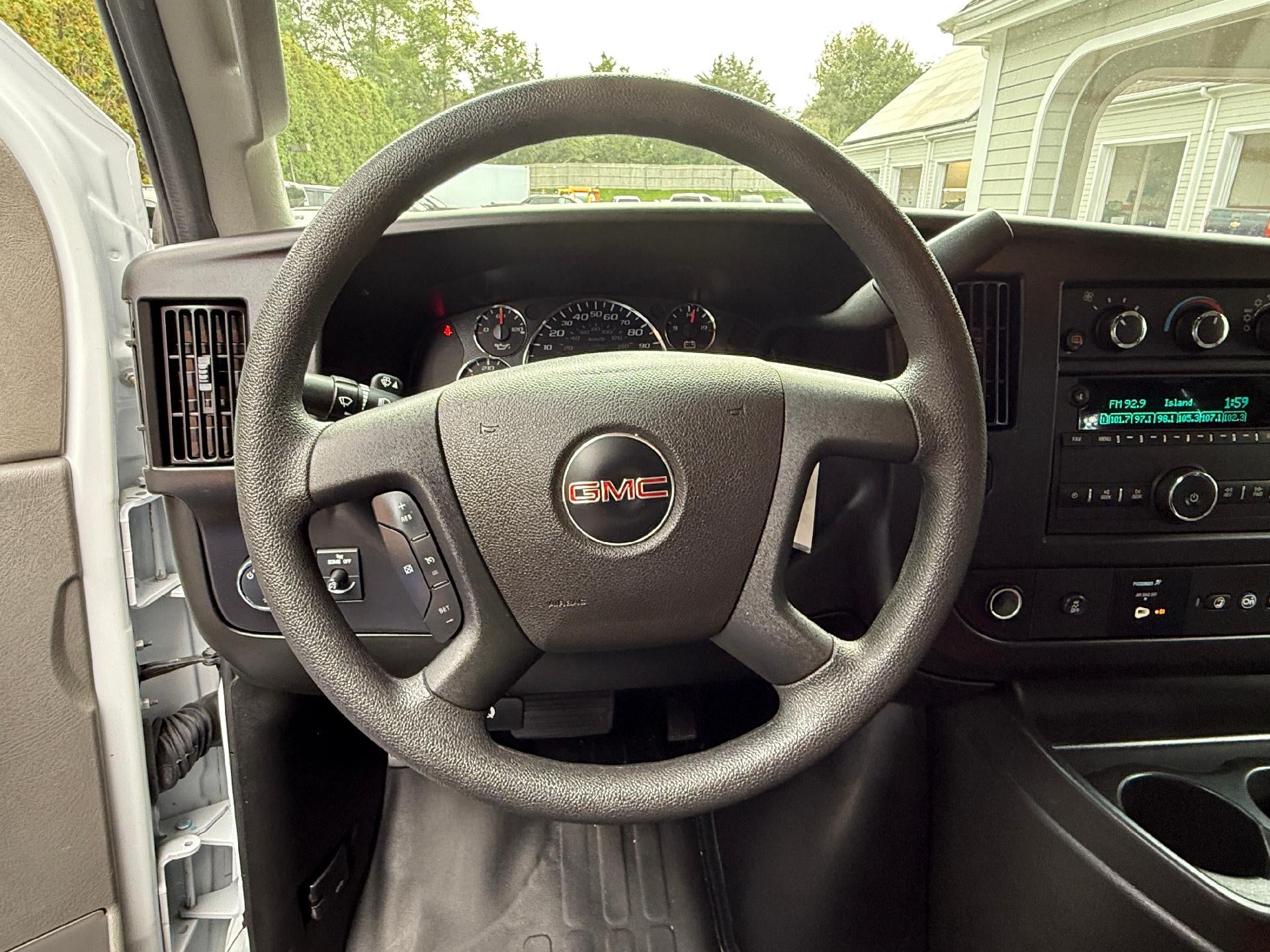 2024 GMC Savana Cargo 2500 Base