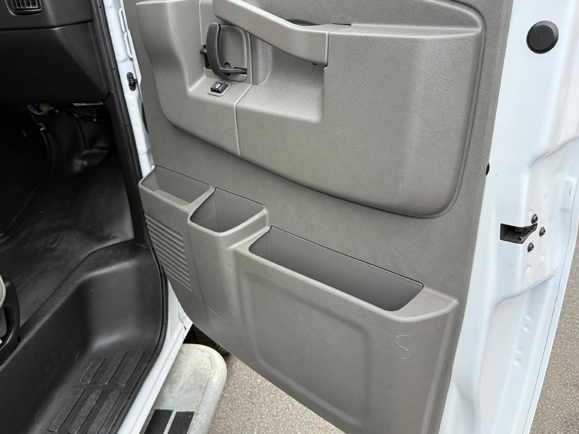 2024 GMC Savana Cargo 2500 Base