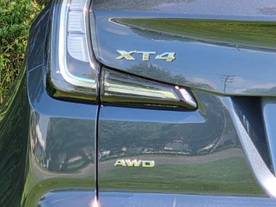 2020 Cadillac XT4 Base