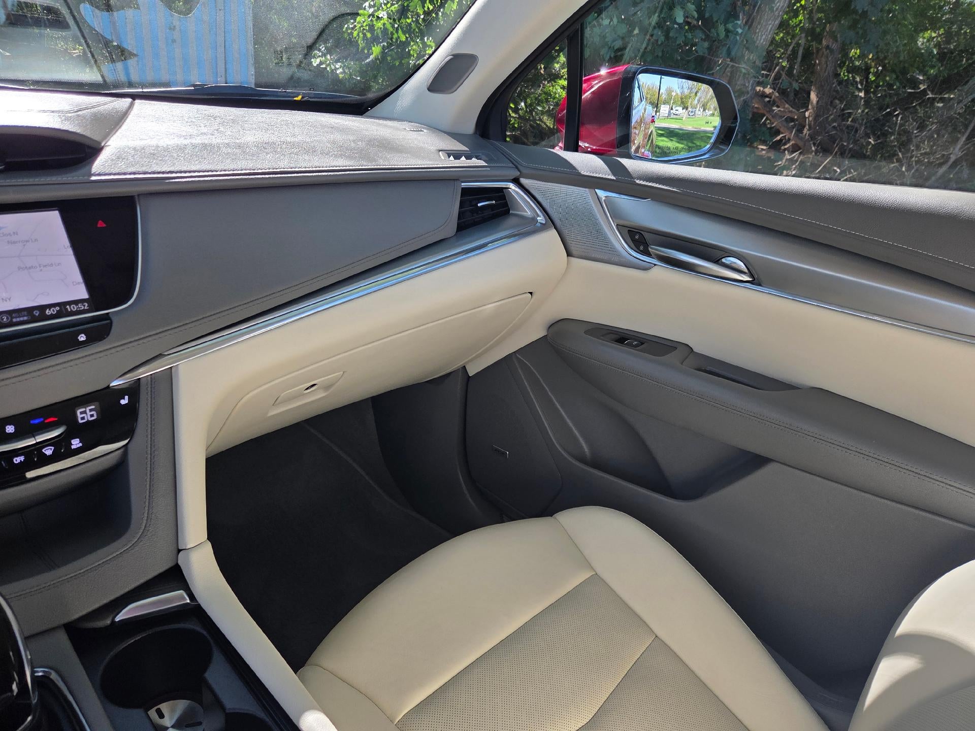 2021 Cadillac XT5 Base