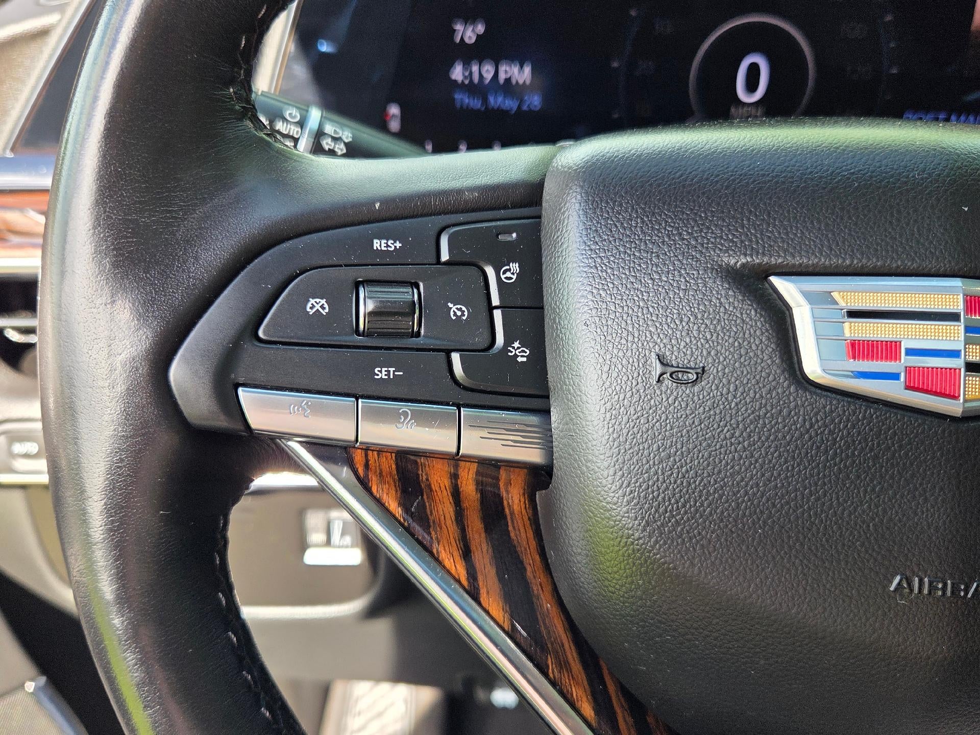 2022 Cadillac Escalade ESV Premium Luxury