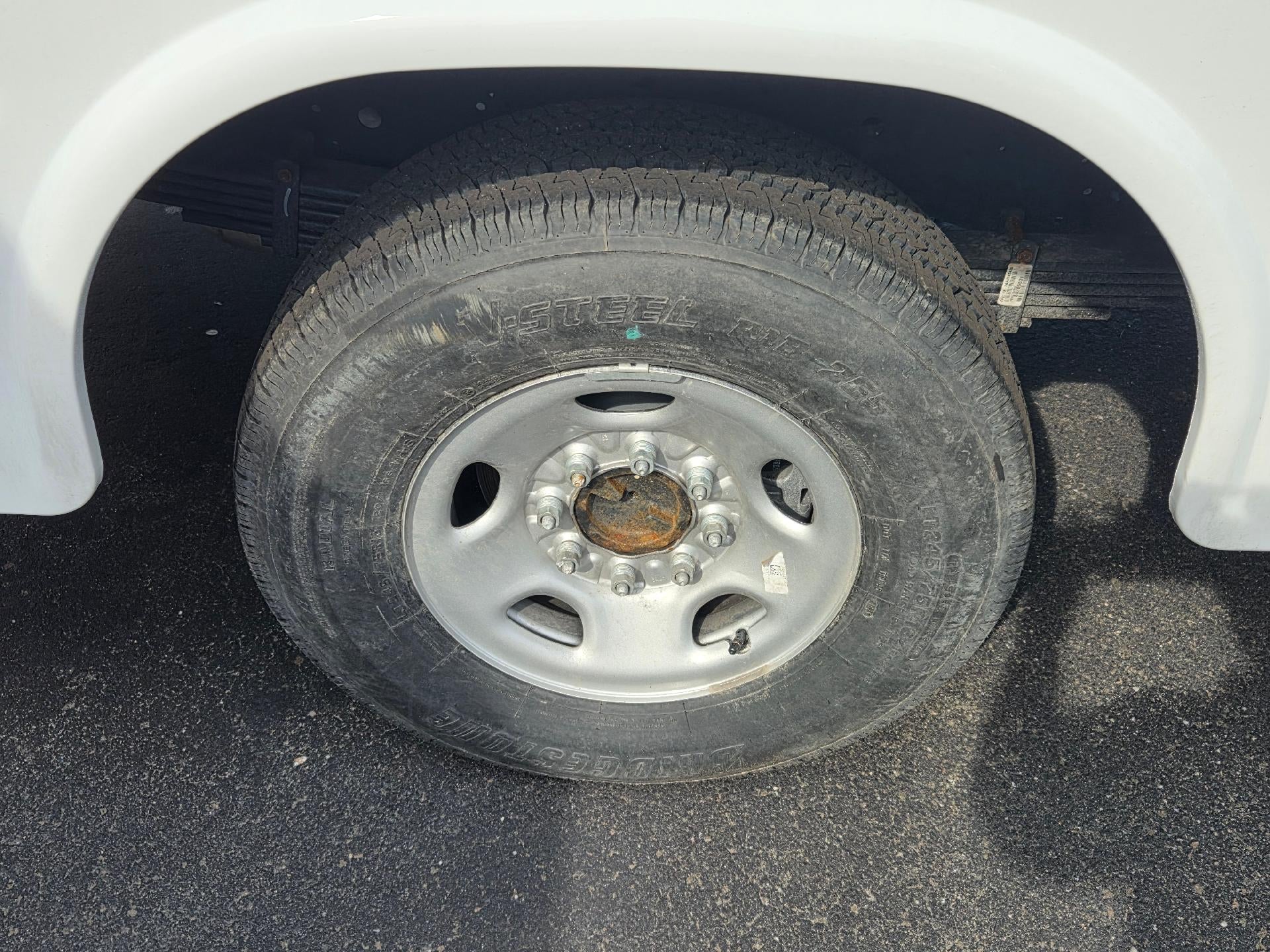 2026 Chevrolet Express Cutaway 3500 Base