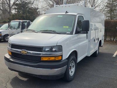 2026 Chevrolet Express Cutaway 3500 Base