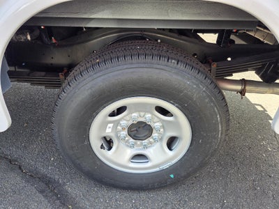 2026 Chevrolet Express Cutaway 3500 Base