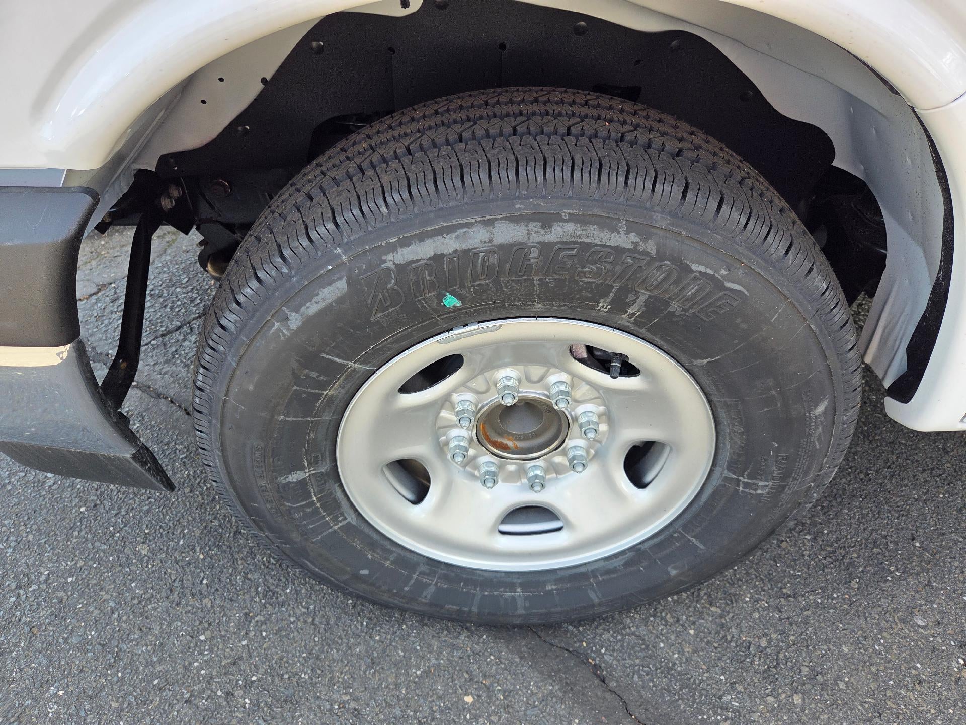 2026 Chevrolet Express Cutaway 3500 Base