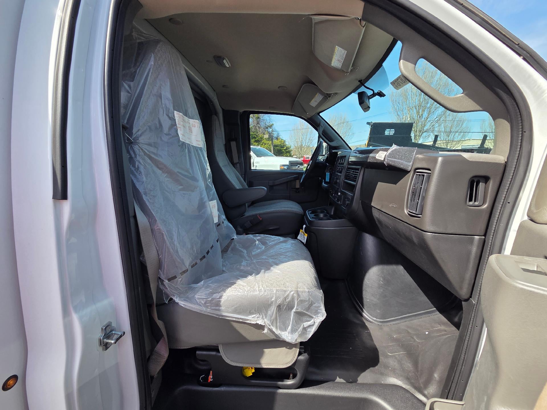 2026 Chevrolet Express Cutaway 3500 Base