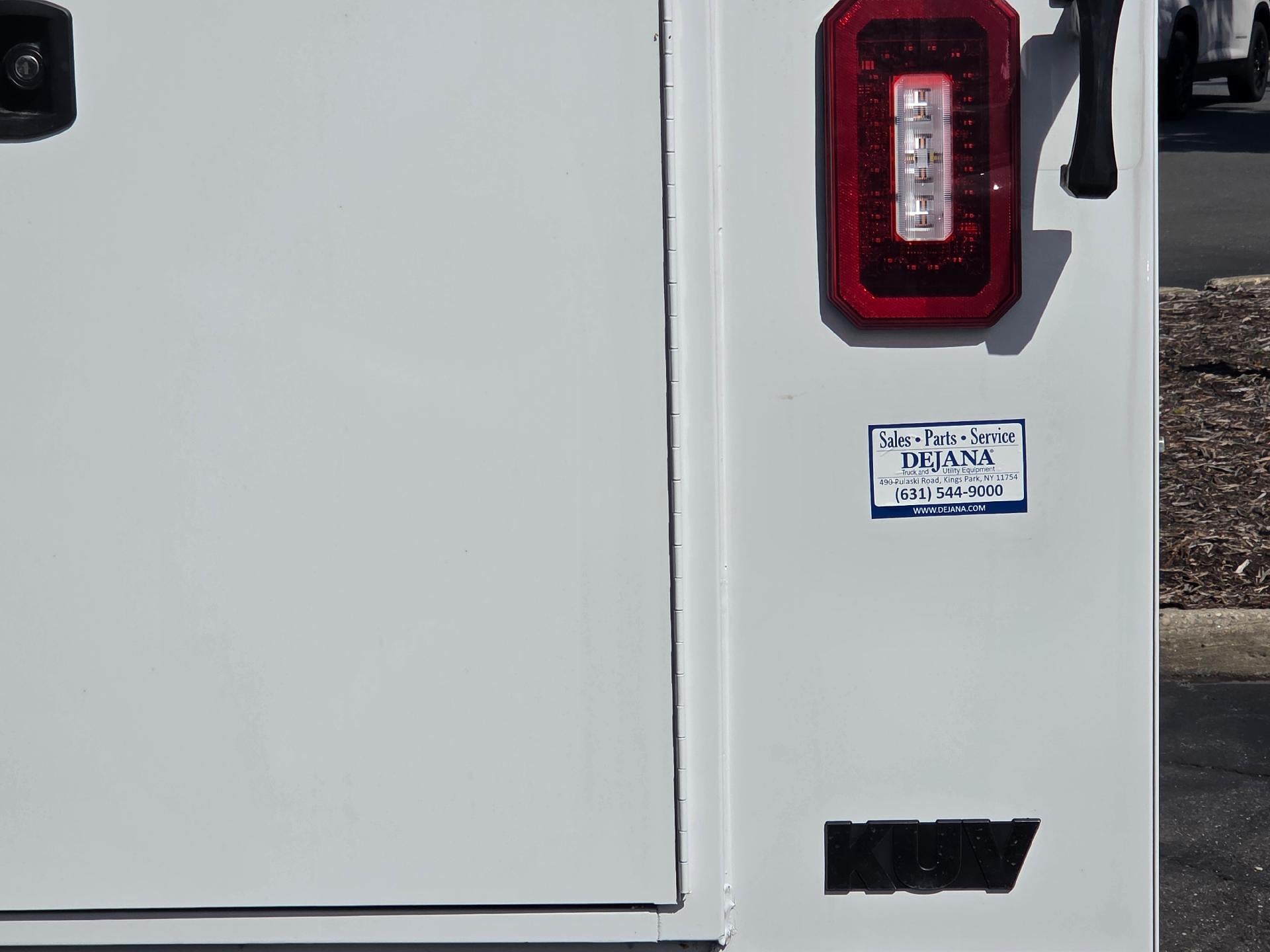 2026 Chevrolet Express Cutaway 3500 Base