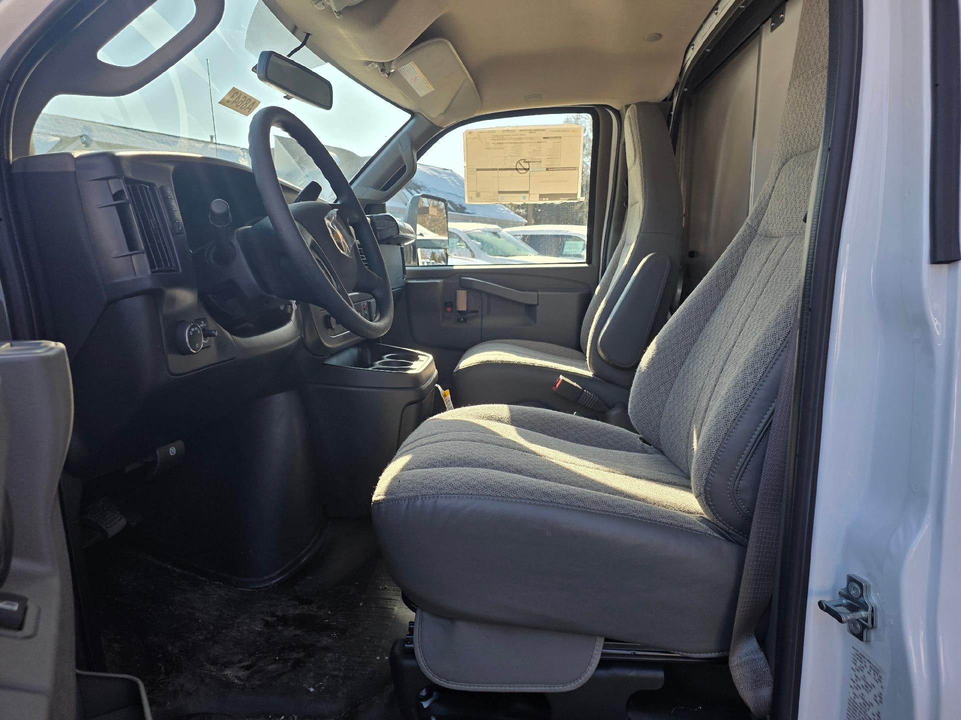 2026 Chevrolet Express Cutaway 4500 Base