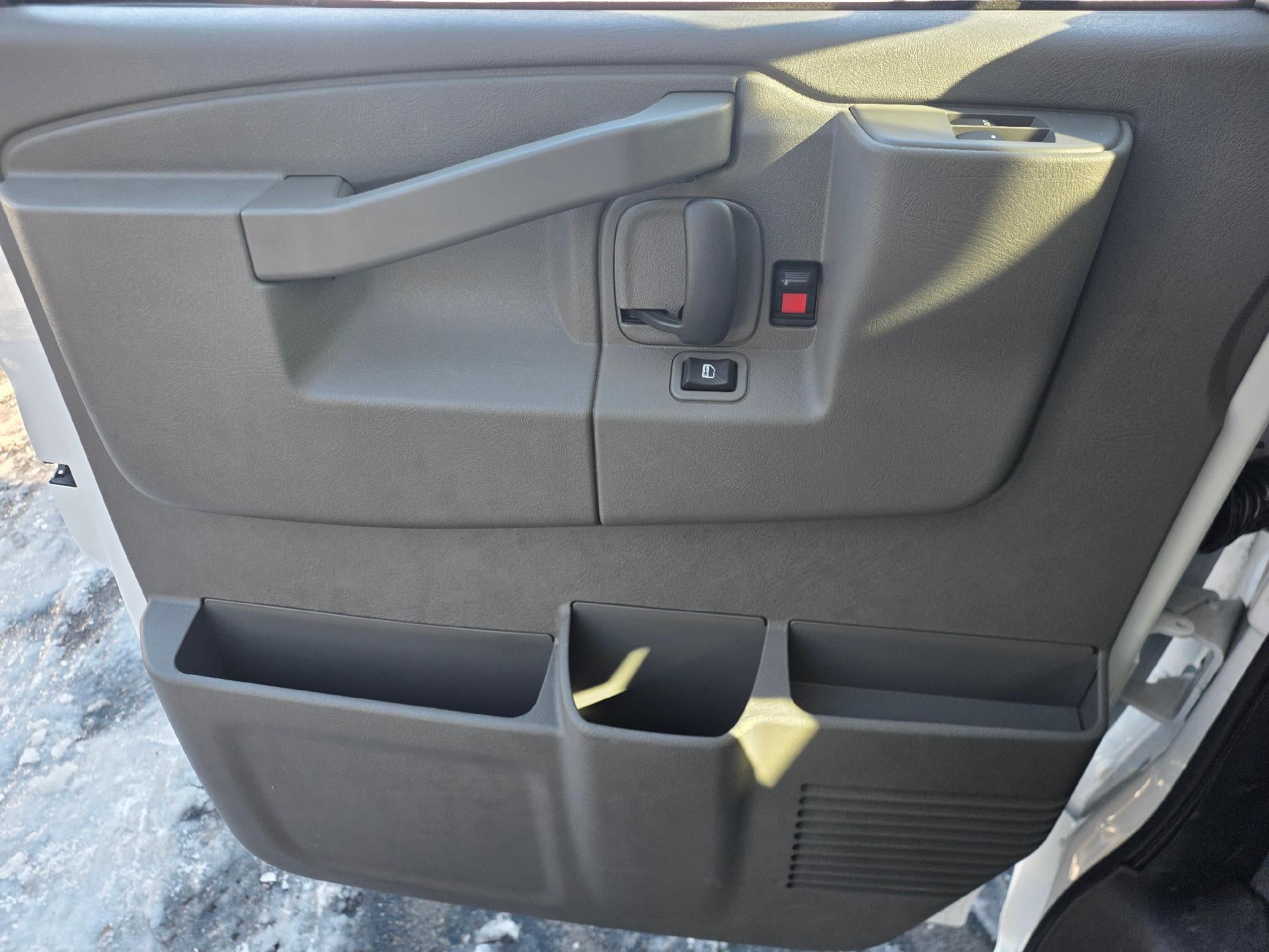 2026 Chevrolet Express Cutaway 4500 Base