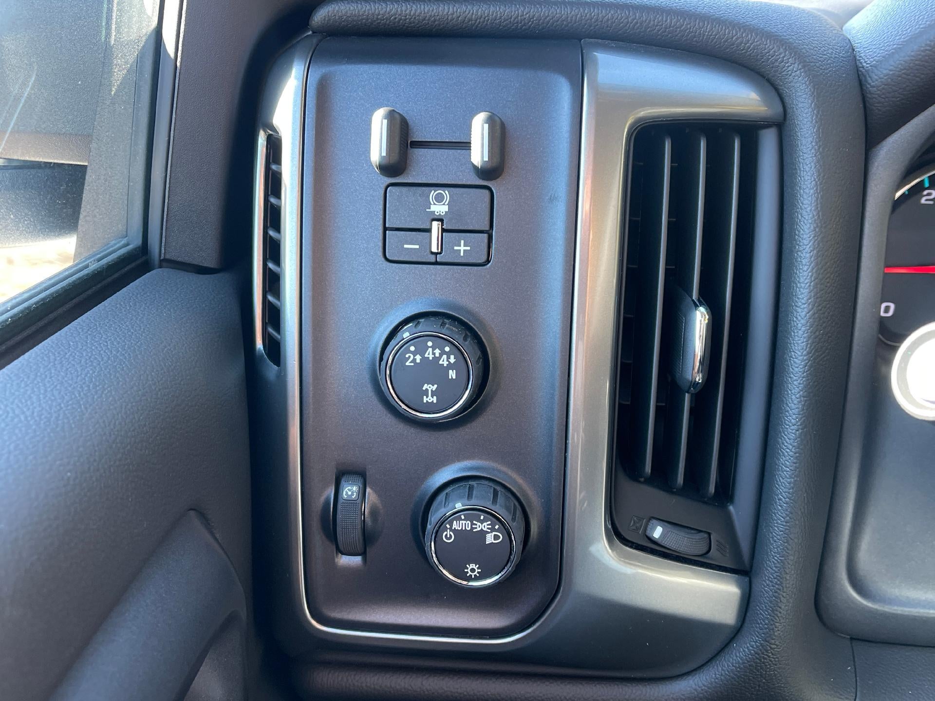 2024 Chevrolet Silverado 5500 HD LT