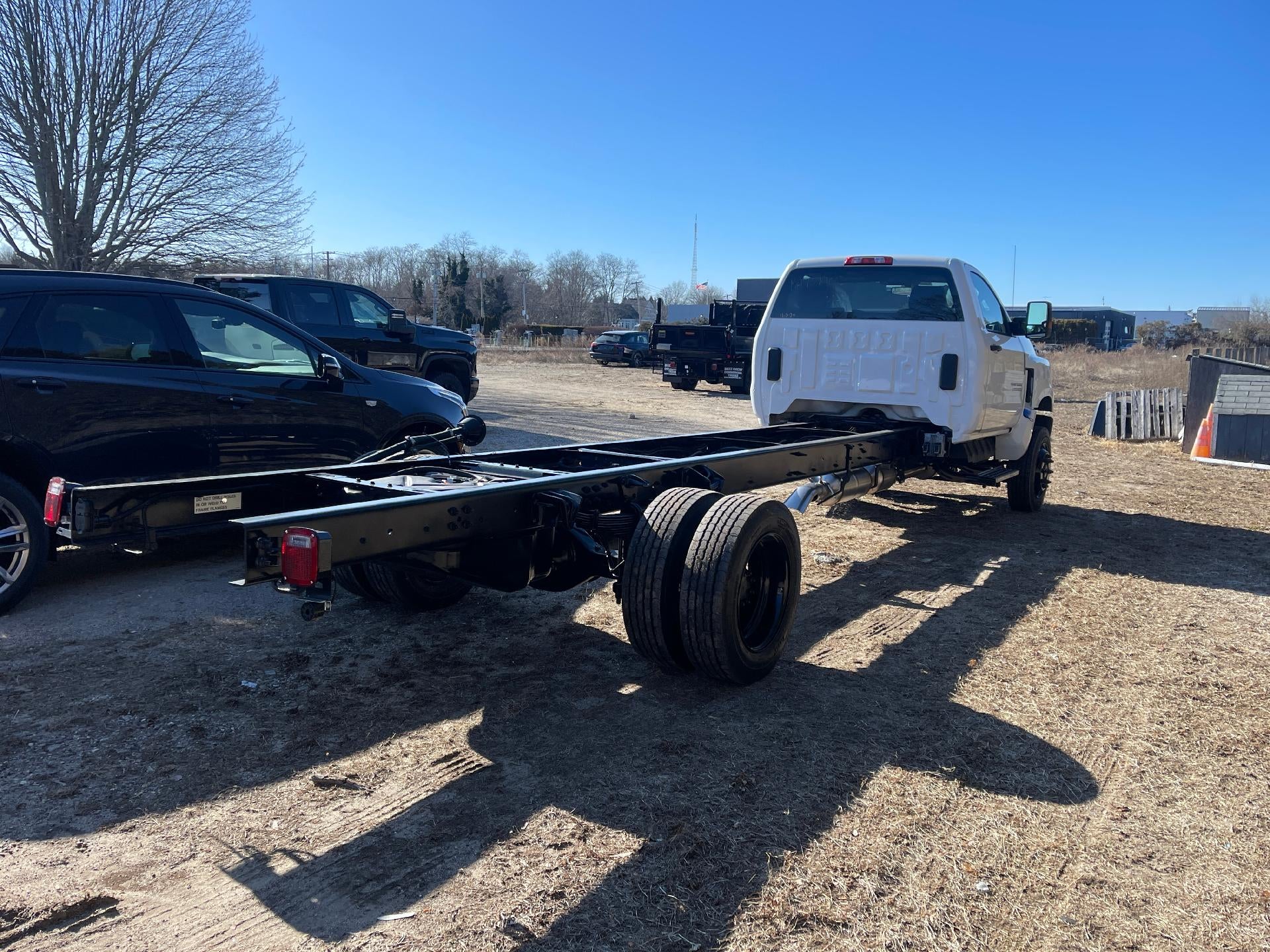 2024 Chevrolet Silverado 5500 HD LT
