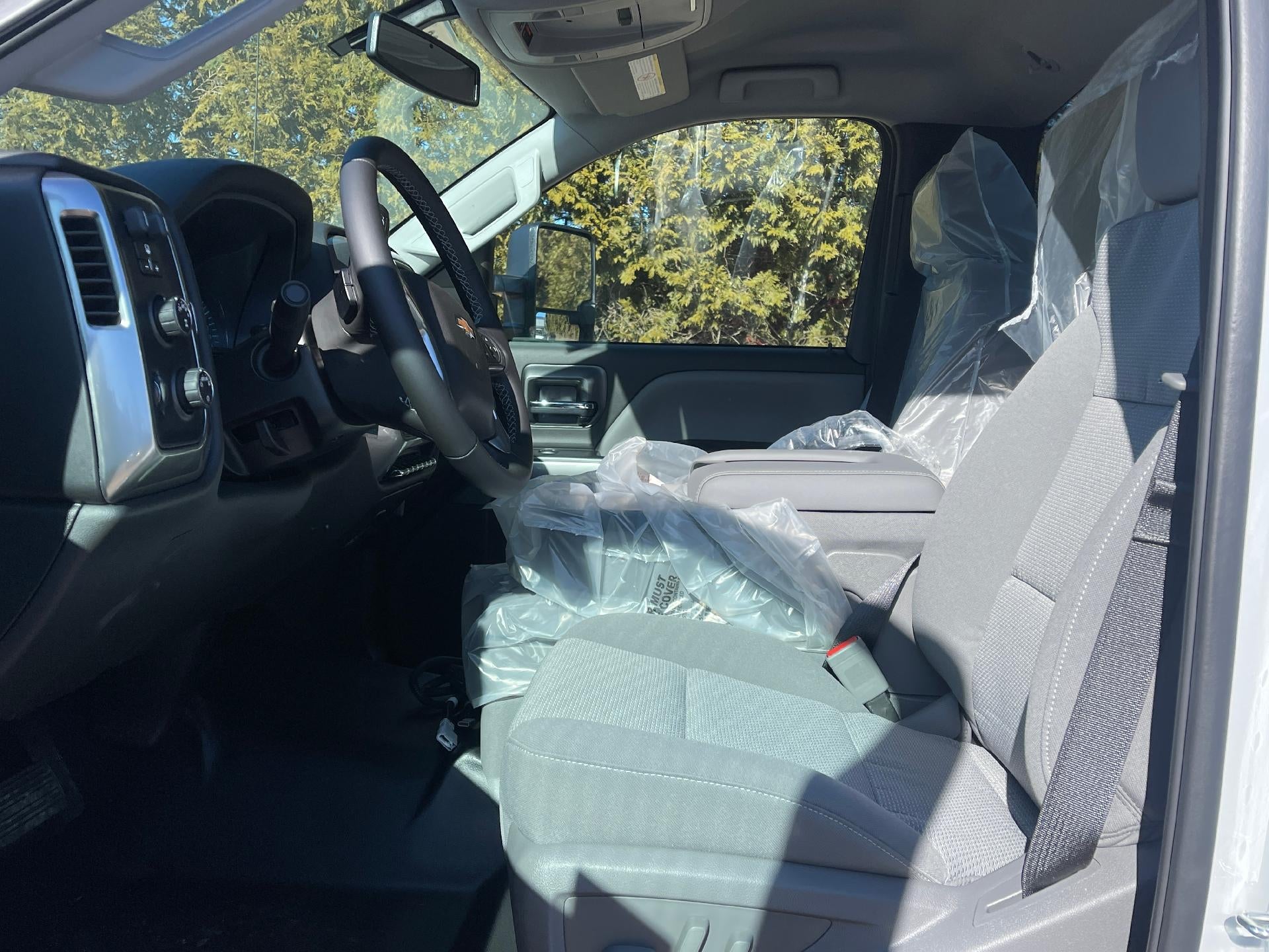 2024 Chevrolet Silverado 5500 HD LT