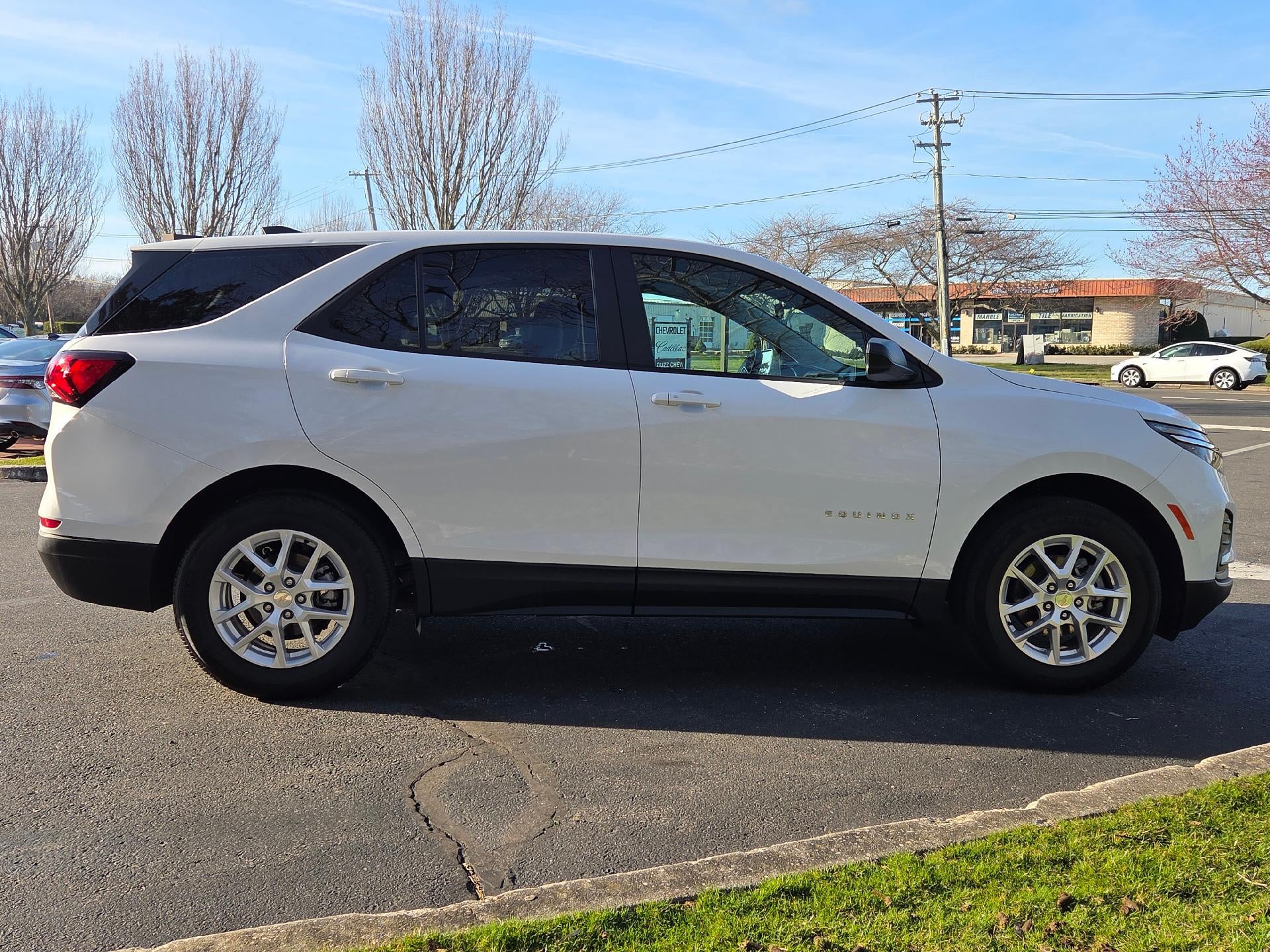 2024 Chevrolet Equinox LS