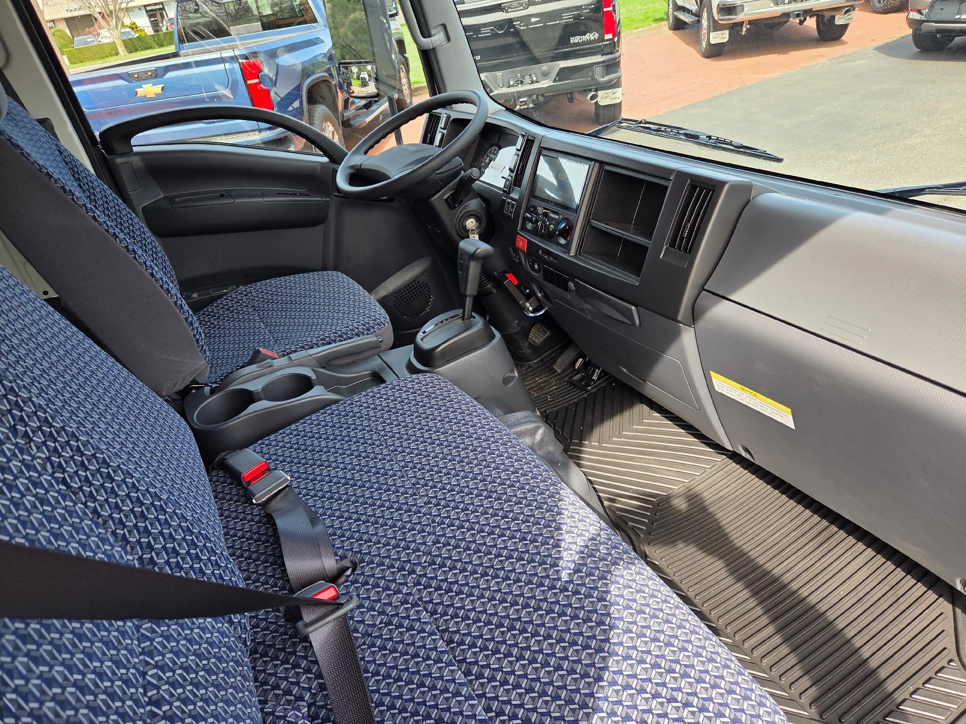 2026 Chevrolet Low Cab Forward 4500 HG NA