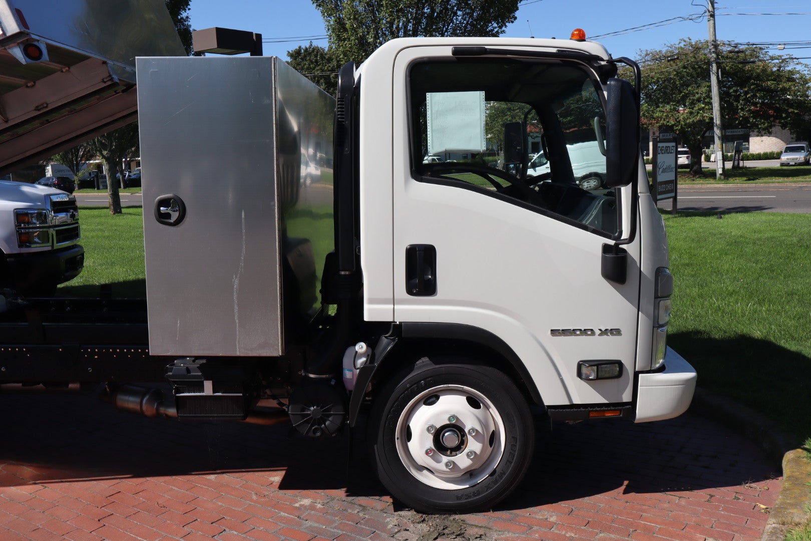 2025 Chevrolet Low Cab Forward 5500 XG NA